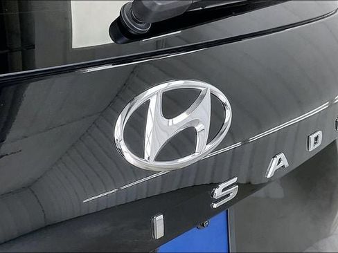 Certified 2025 Hyundai Palisade Limited AWD/4WD image 30