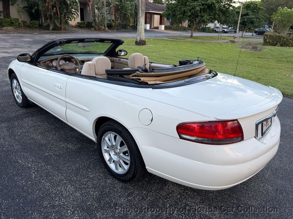 Used 2004 Chrysler Sebring GTC FWD image 3