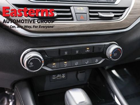 Used 2023 Nissan Altima 2.5 SV AWD/4WD image 20