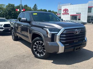 Used 2025 Toyota Tundra Limited AWD/4WD 360° Tour