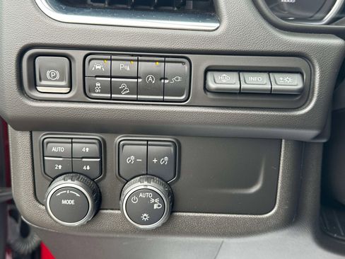 Used 2021 Chevrolet Tahoe Premier image 21