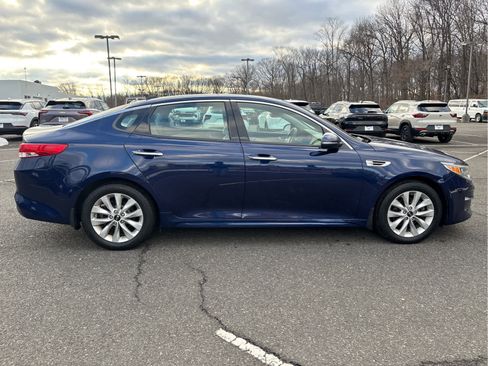 Used 2018 Kia Optima EX w/ Premium Package image 8