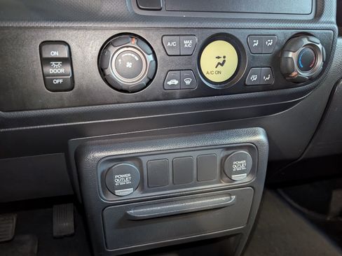 Used 2012 Honda Ridgeline Sport image 37