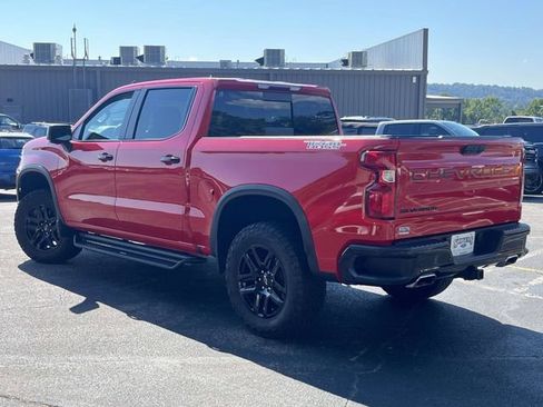 Used 2023 Chevrolet Silverado 1500 LT Trail Boss w/ Convenience Package II AWD/4WD image 6