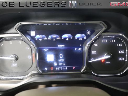 Used 2021 GMC Yukon XL Denali image 35