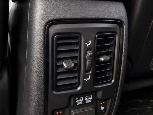 Used 2023 Dodge Durango R/T AWD/4WD image 38