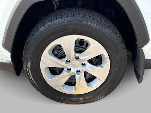Used 2024 Toyota RAV4 LE AWD/4WD image 19
