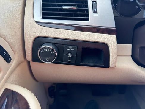 Used 2008 Cadillac Escalade AWD image 34