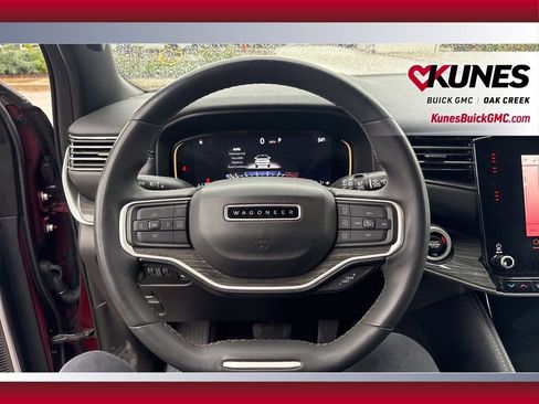 Used 2022 Jeep Wagoneer Series II image 19