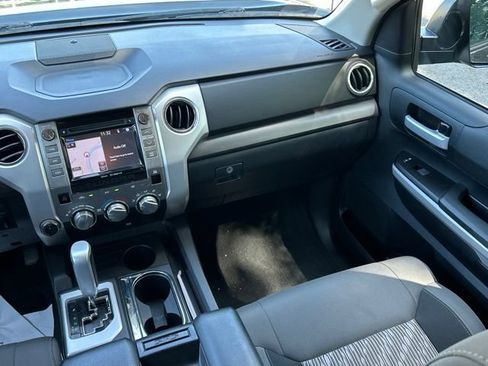 Used 2018 Toyota Tundra SR5 w/ TRD Off Road Package AWD/4WD image 49