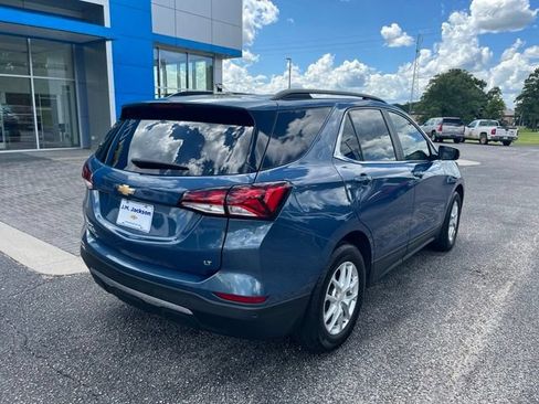 Used 2024 Chevrolet Equinox LT FWD image 3