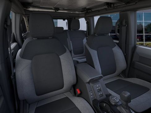 New 2026 Ford Bronco 4-Door AWD/4WD image 11