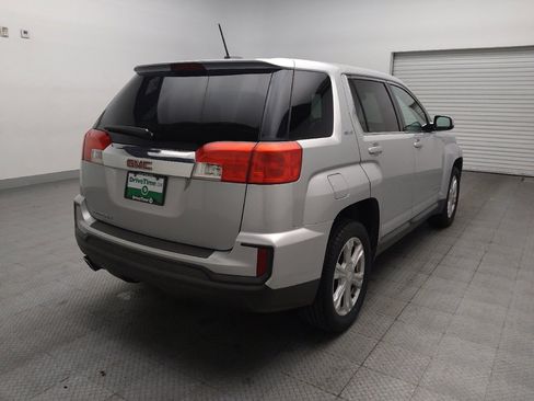 Used 2017 GMC Terrain SLE FWD image 9
