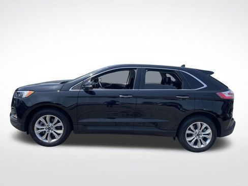 Used 2024 Ford Edge Titanium AWD/4WD image 2