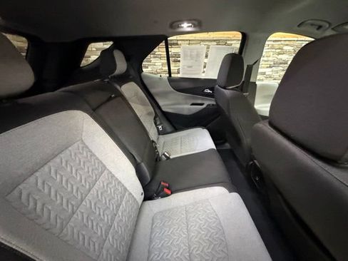 Used 2022 Chevrolet Equinox LT AWD/4WD image 32