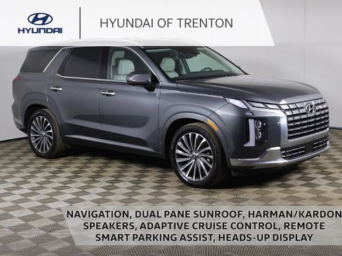 Used 2023 Hyundai Palisade Calligraphy FWD image 1