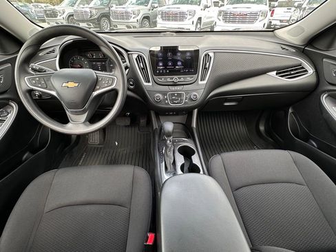 Used 2022 Chevrolet Malibu LS FWD image 27