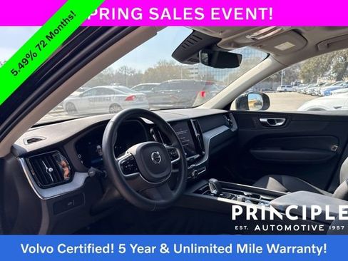 Certified 2025 Volvo XC60 B5 Plus image 31