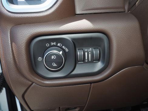 New 2025 RAM 3500 Laramie image 24