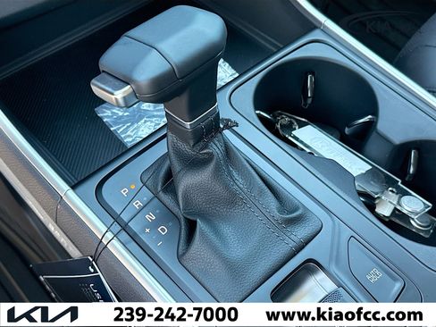 New 2026 Kia Carnival image 28