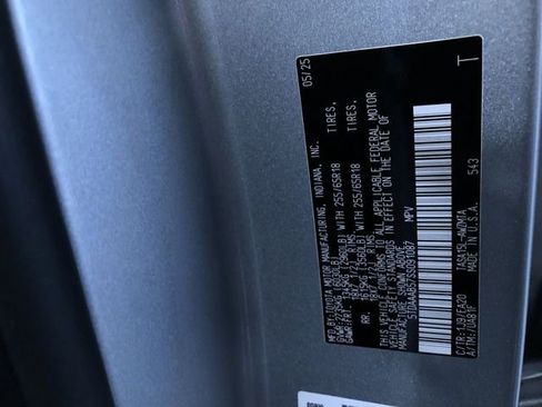 Certified 2025 Toyota Grand Highlander AWD image 34