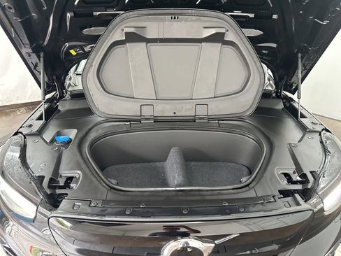 Used 2022 Volvo C40 P8 Recharge Ultimate AWD/4WD image 28