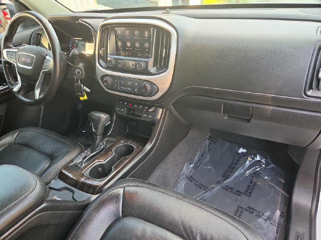 Certified 2020 GMC Canyon SLT w/ Driver Alert Package RWD image 27