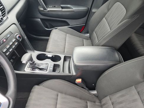 Used 2017 Kia Sportage LX FWD image 26