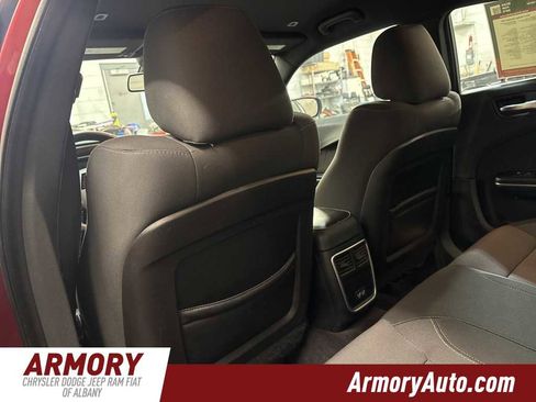 Used 2017 Dodge Charger SXT image 23