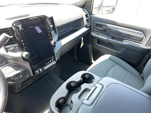 Used 2025 RAM 2500 Tradesman image 15