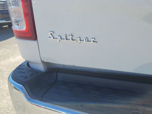 Used 2020 RAM 3500 Tradesman w/ Chrome Appearance Group image 5