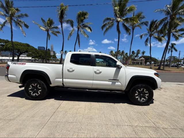 Used 2023 Toyota Tacoma TRD Off-Road w/ Black Out Package (TMS) AWD/4WD image 4
