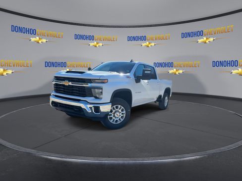 New 2026 Chevrolet Silverado 2500 LT image 4