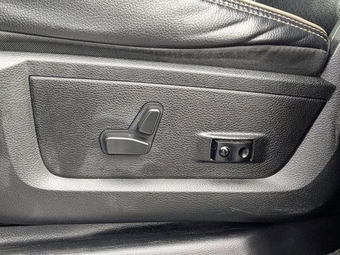 Used 2022 RAM 2500 Laramie w/ Night Edition image 20