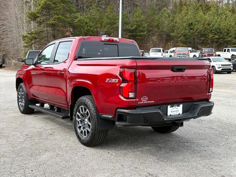 Used 2025 Chevrolet Colorado Z71 image 5
