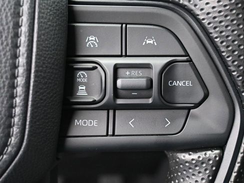 Certified 2025 Toyota Tacoma SR5 image 19