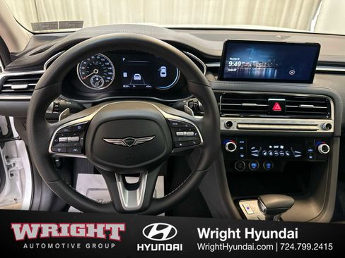 Certified 2025 Genesis G70 2.5T image 18