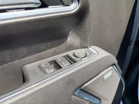 Used 2025 Chevrolet Silverado 1500 LT Trail Boss w/ Convenience Package II AWD/4WD image 14