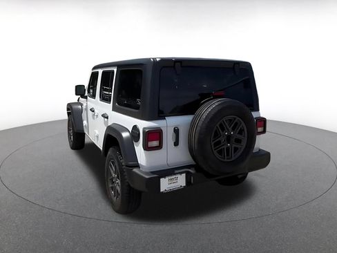 Used 2025 Jeep Wrangler Unlimited Sport AWD/4WD image 14
