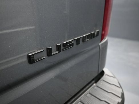 Used 2021 Chevrolet Silverado 1500 Custom Trail Boss w/ LPO, Dark Essentials Package AWD/4WD image 10