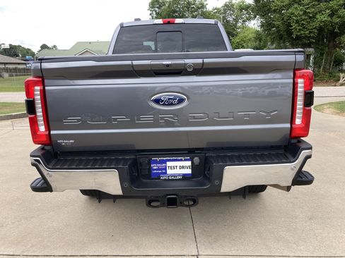 Used 2024 Ford F250 Lariat AWD/4WD image 7
