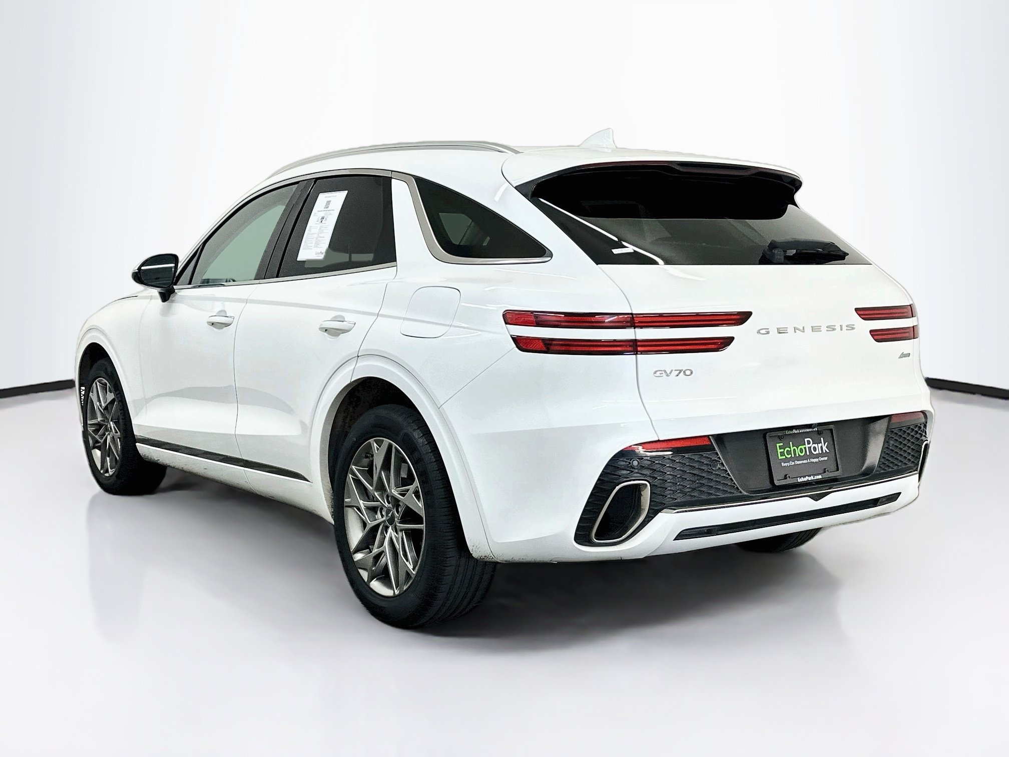 Used 2025 Genesis GV70 2.5T AWD/4WD image 5