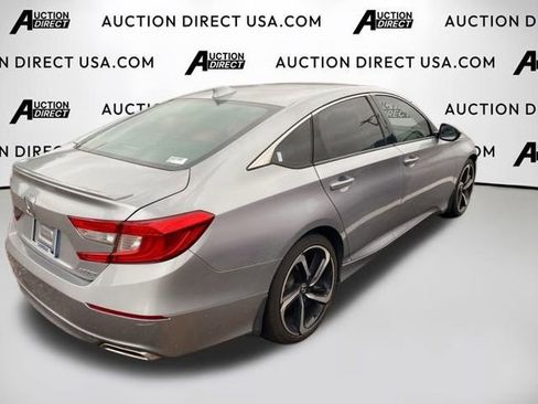 Used 2018 Honda Accord Sport image 6