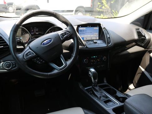 Used 2019 Ford Escape SEL FWD image 13