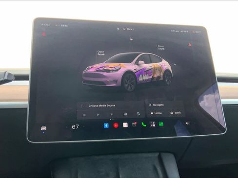 Used 2024 Tesla Model Y 2WD image 34