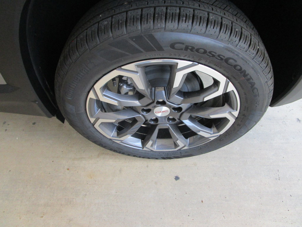 New 2027 GMC Terrain Elevation w/ Elevation Premium Package FWD image 10