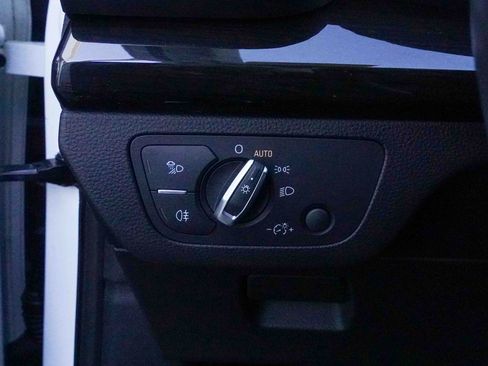 Used 2018 Audi Q5 2.0T Premium Plus w/ Premium Plus Package image 16