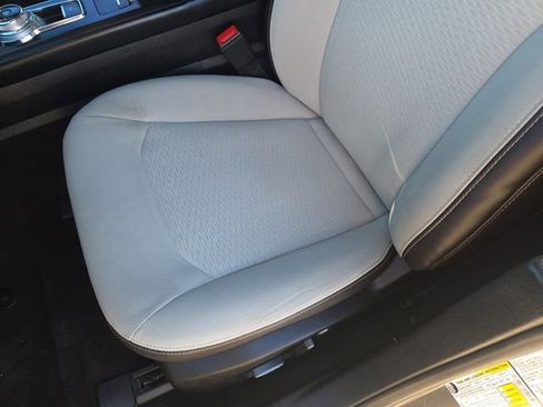 Used 2019 Ford Fusion SE w/ Equipment Group 151A image 26