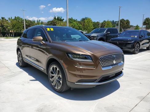 Certified 2022 Lincoln Nautilus Reserve FWD image 30