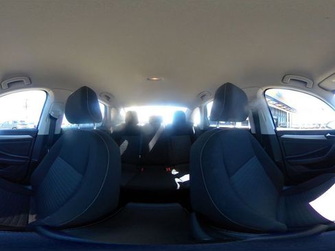 Used 2025 Volkswagen Jetta S image 40